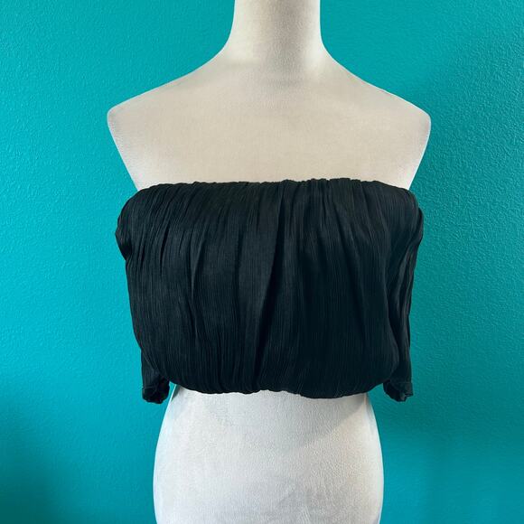 Line and Dot Black Audrey Off Shoulder Blouse Cropped Chic Party Womens Size XS - Picture 3 of 6